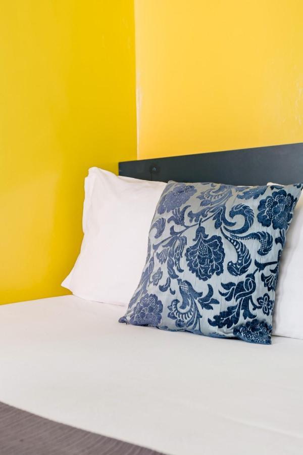 Avenida Da Liberdade Area, Bright And Newly Renovated 2 Bedroom Apartment, Lisbon Historical Center Kültér fotó