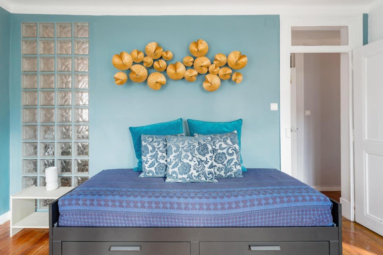 Avenida Da Liberdade Area, Bright And Newly Renovated 2 Bedroom Apartment, Lisbon Historical Center Kültér fotó