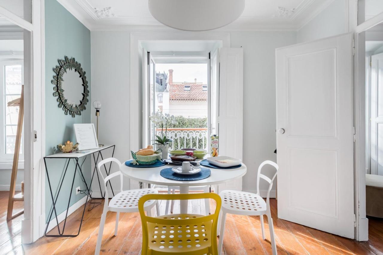 Avenida Da Liberdade Area, Bright And Newly Renovated 2 Bedroom Apartment, Lisbon Historical Center Kültér fotó